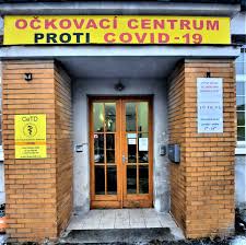 Pražští politici a úředníci vytvořili s pomocí odborníků v rychlém tempu městskou očkovací strategii. Mc Praha 4 Zpravy Z Prahy 4 Ve Ftn Zacalo V Pondeli Ockovani Senioru Nad 80 Let