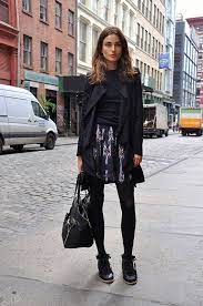 Pin By Amanda On Wear Skirt And Sneakers Fashion Model Street Style