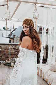 Barcelona spanien traditionelle kleidung kopfschmuck ethno frisuren spanische kultur spitzenschleier spanischer stil folklore. Hippie Kleid Weiss Bohemian Believe