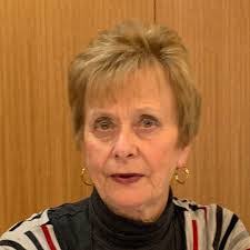 Kim Grey's Instagram, Twitter & Facebook