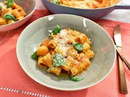 Pasta Pomodoro For Two Recipe Food Network Recipes Pasta Pomodoro Recipes