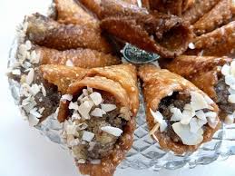 Cornets Aux Sesames Recettes Gateaux Algeriens Le Blog De Recette De Ratiba Gateaux Algeriens Cuisine Facile Gateau Facile Recettes De Cuisine Recette De Gateau Algerien Recette