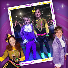 The Wiggles Who Wore It Better Emma Watkins Lachy Gillespie Or Arabella Lorenzo Love These Adorable Wiggle Pop Outfits Share Yours In The Comments Below Facebook