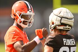 The competition is tough on the Cleveland Browns, but that's a positive for Shedeur  Sanders, who is looking to silence the doubters | Marca