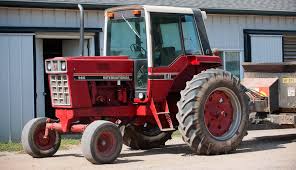 Although they share the same purpose, automatic and manual transmissions differ significantly in design. Choose The Tractor Transmission That Best Fits Your Farm Hobby Farms
