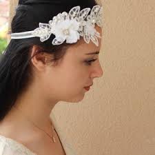 Flower Girl Hair Accessory, Light Weight and Clips Into Hair for A No-slip  Fit