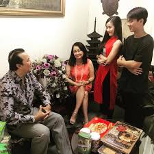 Maybe you would like to learn more about one of these? Vá»£ Hoai Lam Gay Sá»'c Tuyen Bá»' Chia Tay Khi Lam Máº¹ 2 Con á»Ÿ Tuá»•i 24