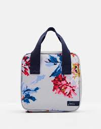 If you're looking for an affordable option, the room essentials brand at target has an entire line of cute lunch bags for. Lunchbag Grey Whitstable Floral Lunch Bag Joules Uk