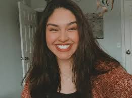 Emily Peace's Instagram, Twitter & Facebook