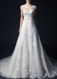 Traumhafte brautkleider und andere kleider von lafanta. Pin Auf Hochzeit