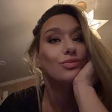 Is renting a scooter a good option for getting around La Fortuna and  Guanacaste coast?