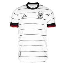 De nummer één retro voetbalshirts, jacks, en accessoires webwinkel van nederland, belgië en duitsland! Duitsland Shirt Bestel Jouw Duitsland Voetbalshirt Hier