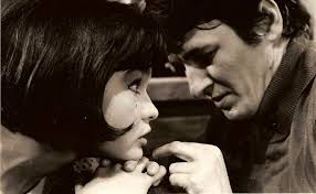 „cel mai iubit dintre pământeni a fost prezentat la aproape toate festivalurile europene şi. Cel Mai Iubit Dintre Pamanteni Blogu Lu OtravÄƒ