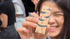 剛剛過去嘅HKAAT Mixer 活動，一班會員除咗一齊聚餐同埋傾計，我哋仲嘗試去玩一個以層層疊為物料嘅warm up +