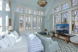 Convert 1 euro to malaysian ringgit. Jerry Seinfeld Is Asking 14 95 Million For 27 Acre Colorado Property Mansion Global