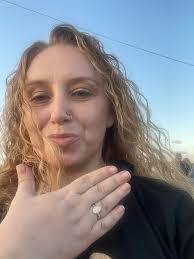 Did anyone find a gold engagement ring lost at Shoprite in Shippan,  Stamford?