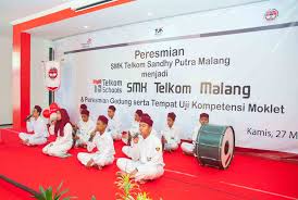 Jalan gatot subroto no.kav 52, kuningan barat, mampang prapatan, rt.6/rw.1, kuningan barat, mampang prpt., kota jakarta selatan, 12710. Smk Telkom Malang Bergabung Di Telkom Schools Republika Online