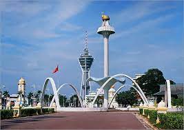 Selalunya dibayangi oleh adiknya pulau langkawi, bandar kelihatan menerima pengunjung yanb masih lagi kecil setiap tahun. Terbaik 15 Tempat Bersejarah Di Kedah Dan Keseronokan Patriotisme Anak Muda