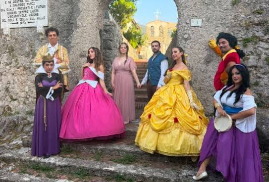 Il "Borgo delle favole" love edition: al Castello di Colliano regna l'amore  - StileTV.it