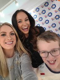 The BEST trip back home to West Virginia! Thank you to Discovery World and  the Ross family for bringing me in to meet all of these incredible West  Virginians. 3 girls were