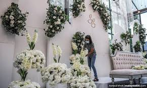 Calon pengantin datang langsung ke kua kecamatan untuk terdapat prosedur yang dikeluarkan oleh kementerian agama untuk ditaati agar mencegah penyebaran jika melakukan akad nikah di kua, pastikan kamu mengacu pada prosedur protokol kesehatan dan. Malaysiakini Pkpb Jais Benar Majlis Akad Nikah Di Pejabat Agama Daerah