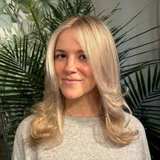 Nicole Welch. Boston Hairstylist