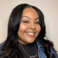 Lashay Smith's Instagram, Twitter & Facebook