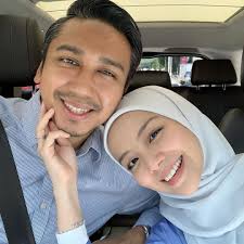 Selain itu, dengan panggilan sayang dapat mempererat dan. Mira Panggil Suami Ingatkan Kucing Kosmo Digital