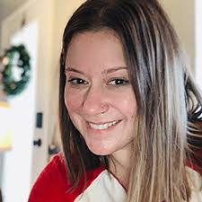 Beth Hemphill's Instagram, Twitter & Facebook