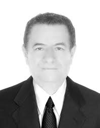 Dr. Juan Enrique Cadena Espinoza