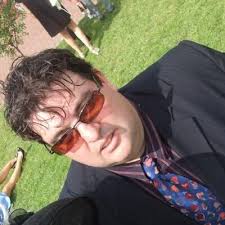 Alan Evers-Buckland (@adbOne)