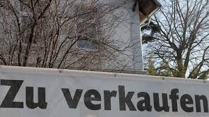 Mit eigenkapital solide in den kredit für den hauskauf investieren. Haus Kaufen Was Ist Bei Der Baufinanzierung Wichtig Geld Sz De