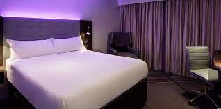 See 4,688 traveler reviews, 810 candid photos, and great deals for premier inn london kensington (earl's court) hotel, ranked #350 of 1,168 hotels in london and rated 4 of 5 at tripadvisor. Premier Inn London Kensington Earls Court 4 366 8 7 6 7 London Hotel Deals Reviews Kayak