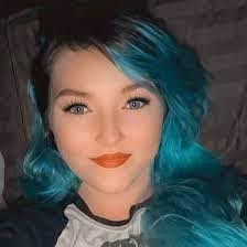 Tabitha Tabor's Instagram, Twitter & Facebook