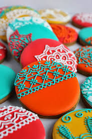 Sugar Bea S Blog Henna Inspired Christmas Cookies For Some Very Cool Clients Sugar Cookie Designs Cookie Decorating Christmas Sugar Cookies