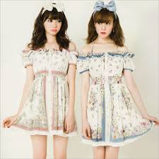 トリンドル玲奈reina triendl 八木アリサarisa yagi cute fashion oriental fashion fashion