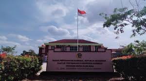 Ihh, ngapain pa?, kayak kurang kerjaan aja?, aku membalas perkataannya. 4pevzmsey37zdm