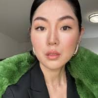 Rachel Dowd's Instagram, Twitter & Facebook