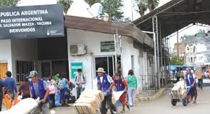 Militarizar la frontera con bolivia en la quiaca, al frente de villazón. Argentina Y Bolivia Analizaran En Diciembre Abrir Sus Fronteras Comerciales