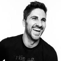 Adam Lauer's Instagram, Twitter & Facebook