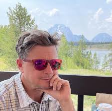 Michael "Mike" Moon McAleer's Memorial Website