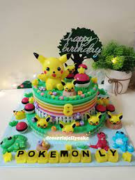 Cut a circle of cake from the top of each cake. De Carris Homemade Jelly Cake 367 Photos Local Business Kepong