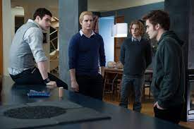 Kristen stewart (bella swan) robert pattinson (edward cullen) taylor lautner (jacob black) amerikai kalandfilm, 124 . Alkonyat Napfogyatkozas