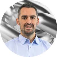 Meet the Strongdor Team