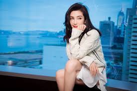 She became famous since 1999 by her role in 'seventeen years'. Li Bingbing Libingbing Twitter