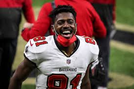 The bucs otherwise have managed to retain their top free agents. Bucs Re Sign Antonio Brown To One Year Deal Bucs Report