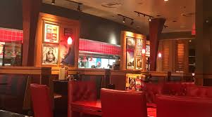 RED ROBIN GOURMET BURGERS AND BREWS, Austin