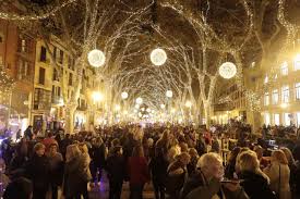 Wie viel weihnachtsgeld gibt es vom arbeitgeber? Anschalt Aktion Fur Weihnachtslichter In Palma De Mallorca Lauft Geheim Ab