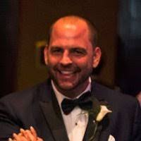 Robert Menefee's Instagram, Twitter & Facebook