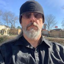 How to deal with day shift leaving a mess for night shift in a machining  environment?